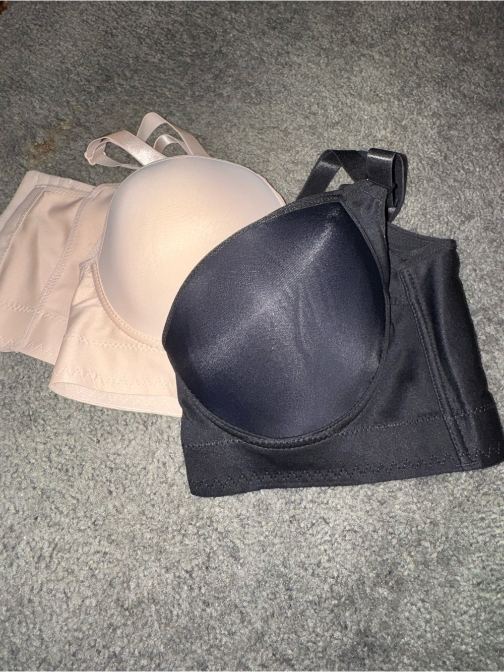 Women’s Smooth T-Shirt Bra - Black and Nude